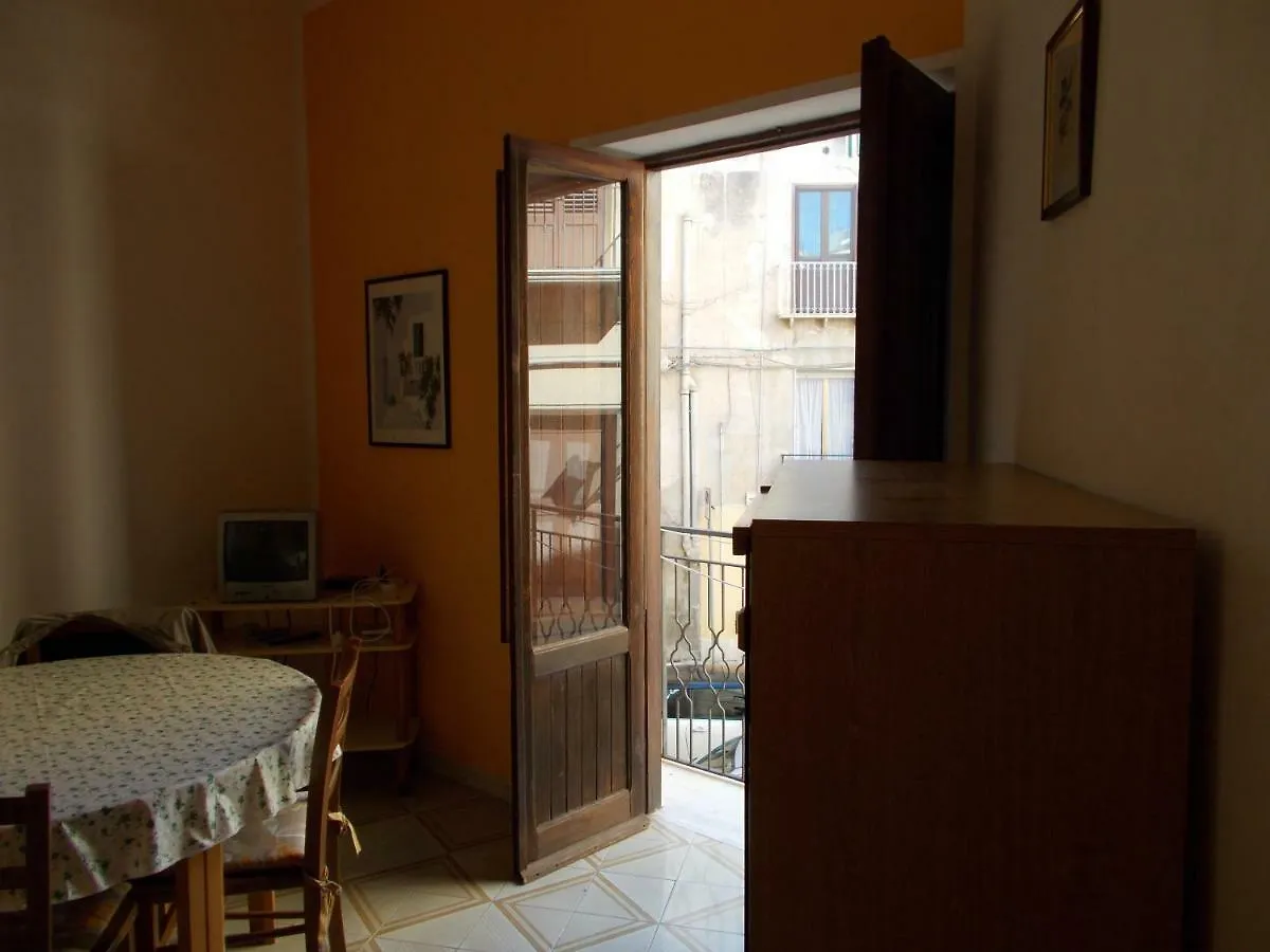 Zia Silvana Apartment Trapani Dom wakacyjny